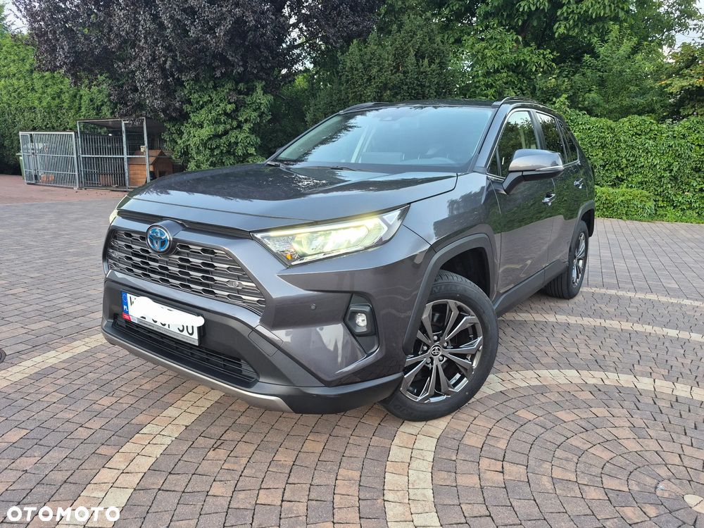 Toyota RAV4 - 1
