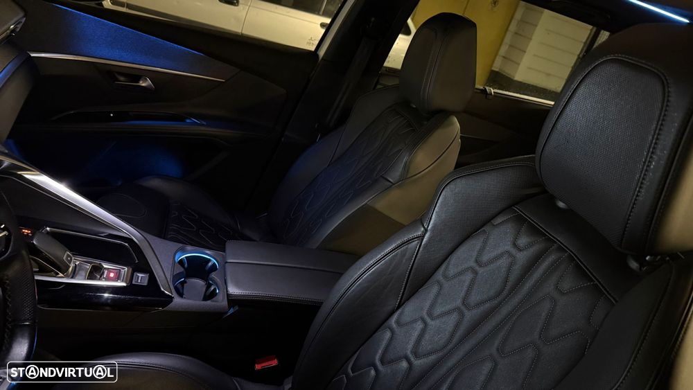 Peugeot 5008 1.5 BlueHDi GT Line J19 EAT8 - 21