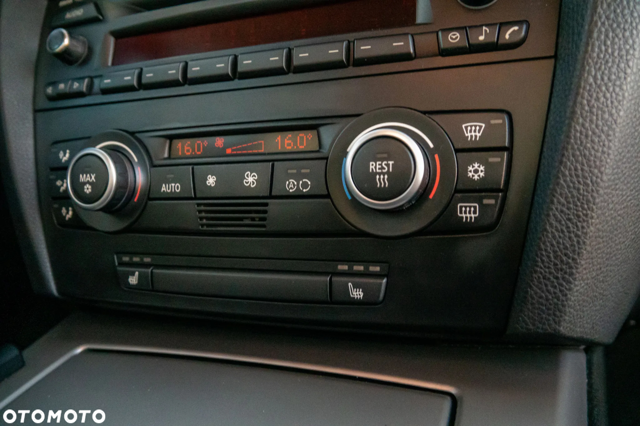 BMW Seria 3 318i - 31