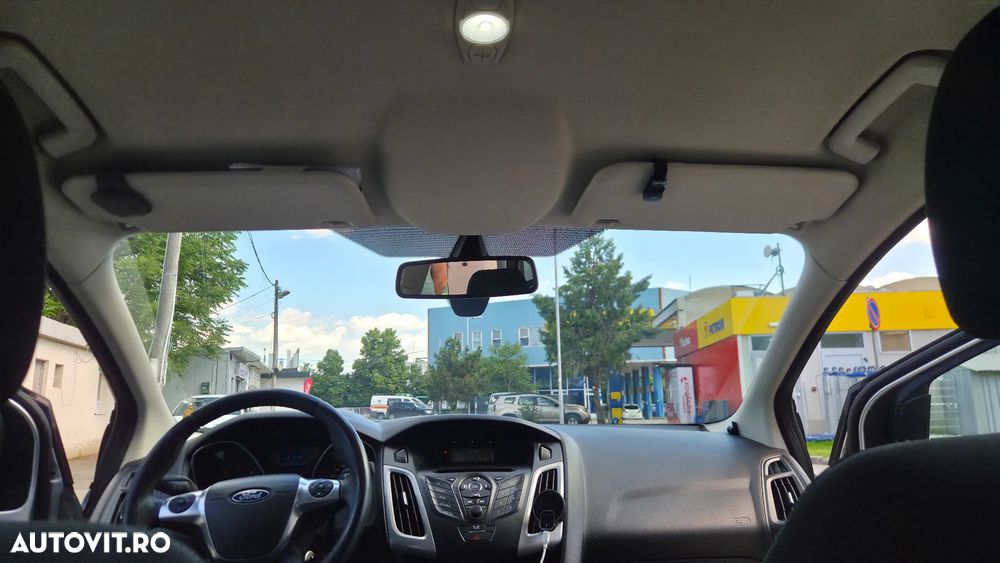 Ford Focus 1.6 TDCI DPF Trend - 8