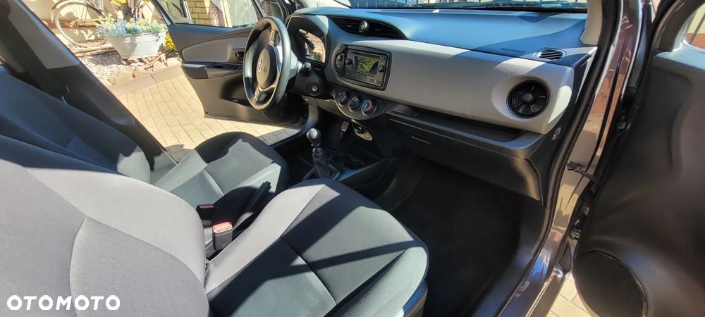 Toyota Yaris 1.5 Active - 6