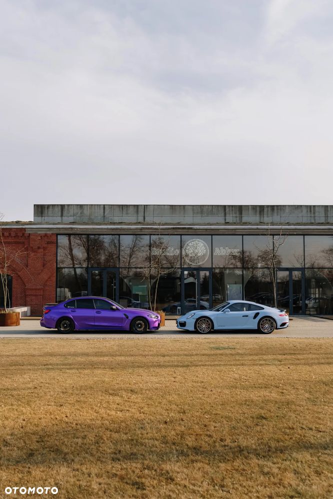 Porsche 911 Turbo - 12