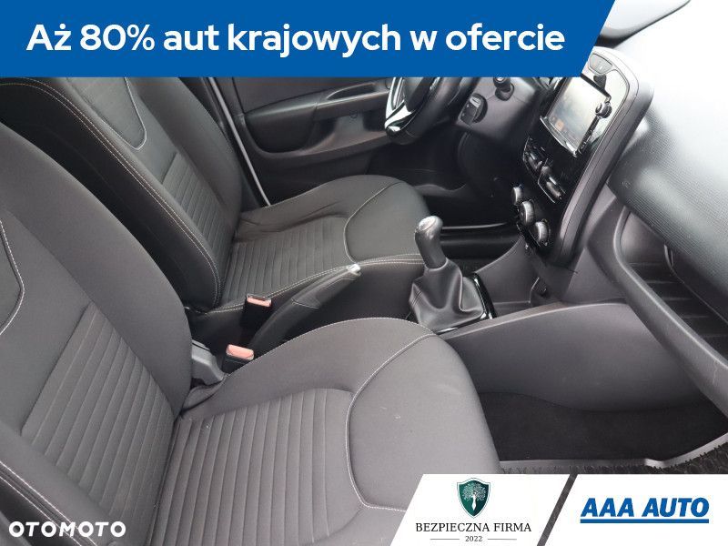 Renault Clio - 11