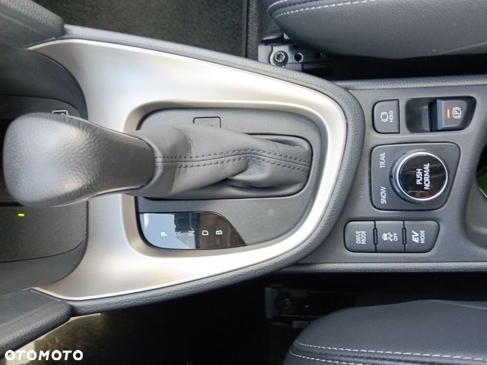 Toyota Yaris Cross Hybrid 1.5 Executive AWD - 23