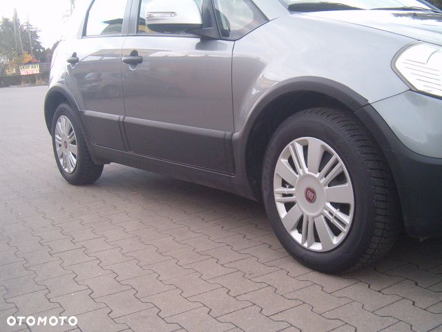 Fiat Sedici - 10