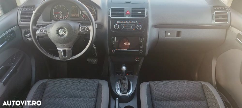 Volkswagen Touran 2.0 TDI DPF DSG Comfortline - 9
