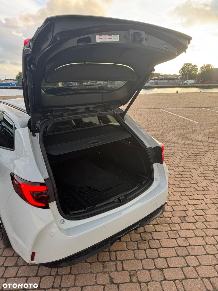 Toyota Corolla 2.0 Hybrid GR Sport Dynamic - 25