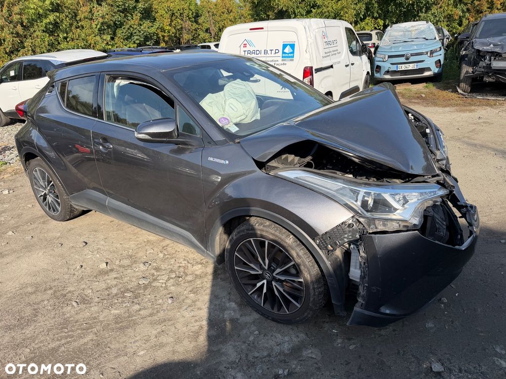 Toyota C-HR Lounge - 26