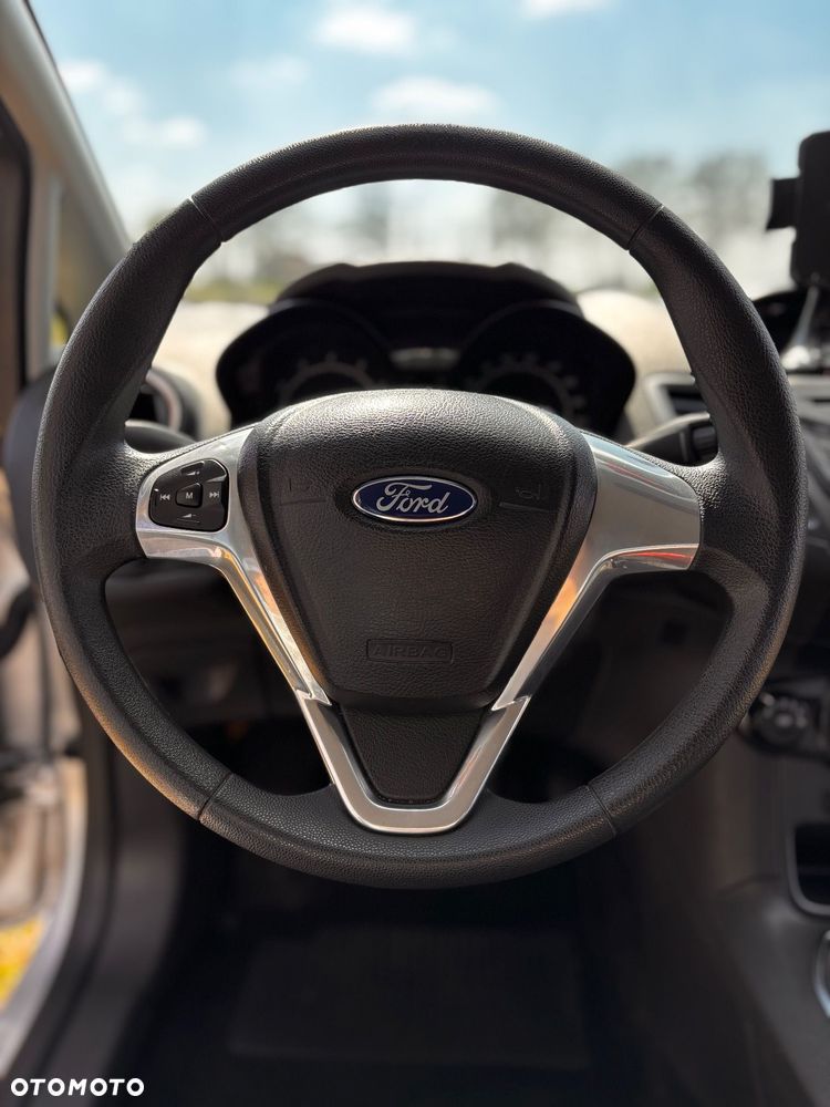 Ford Fiesta 1.4 Trend - 10