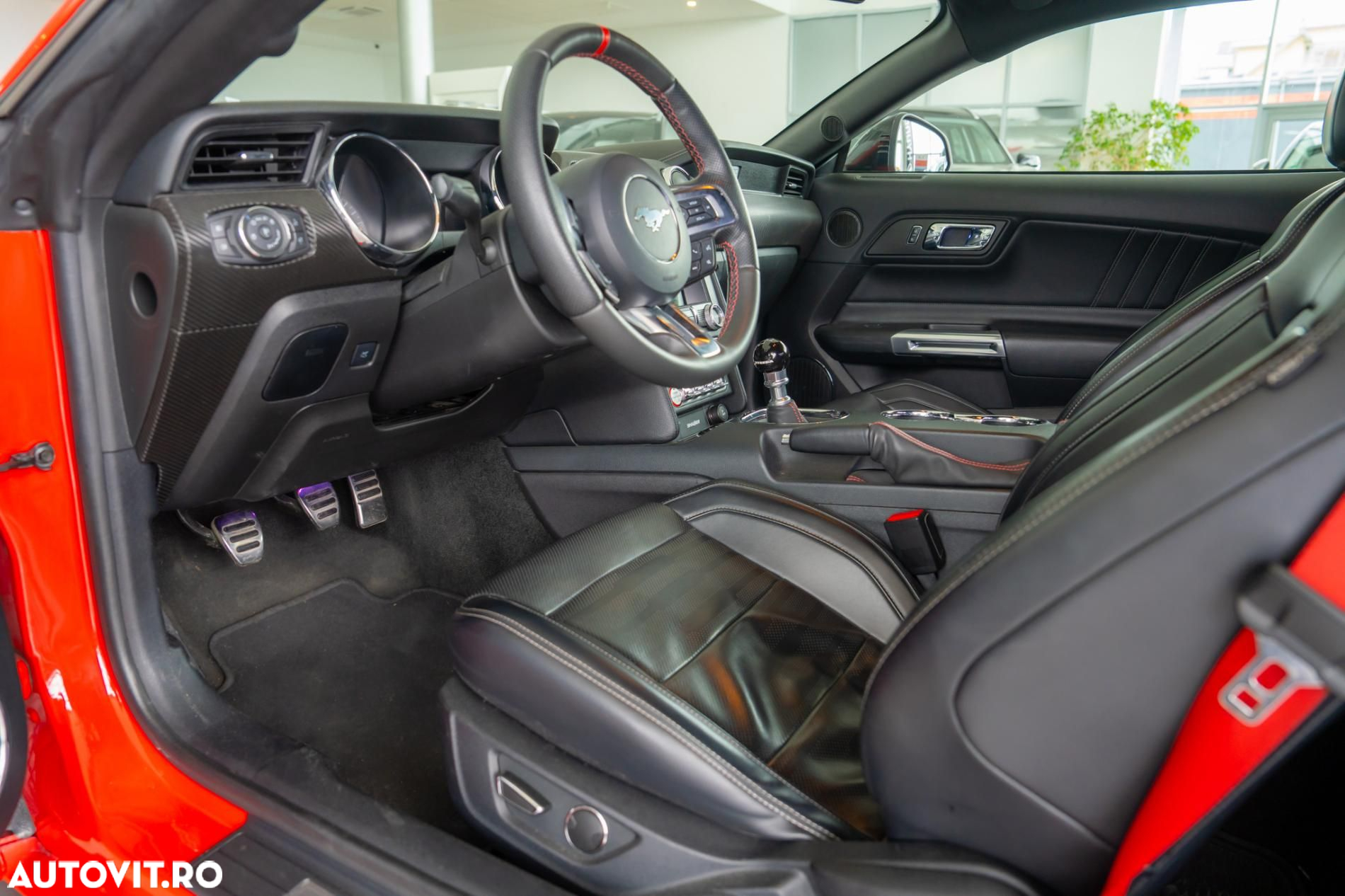 Ford Mustang - 13