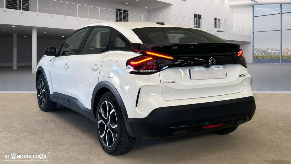 Citroën e-C4 50 kWh Shine - 4