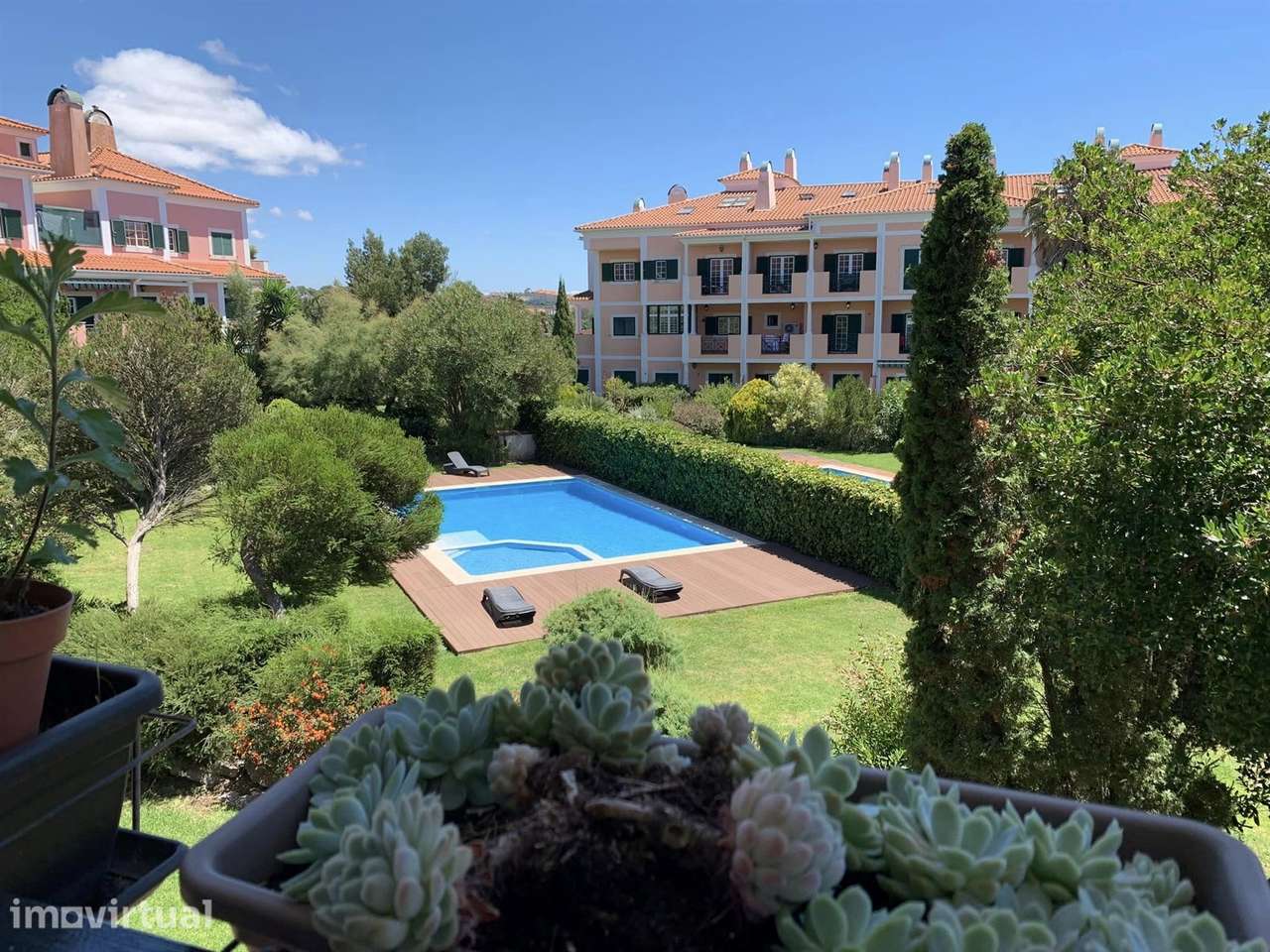 Apartamento 5 assoalhadas, na Quinta Da Beloura.