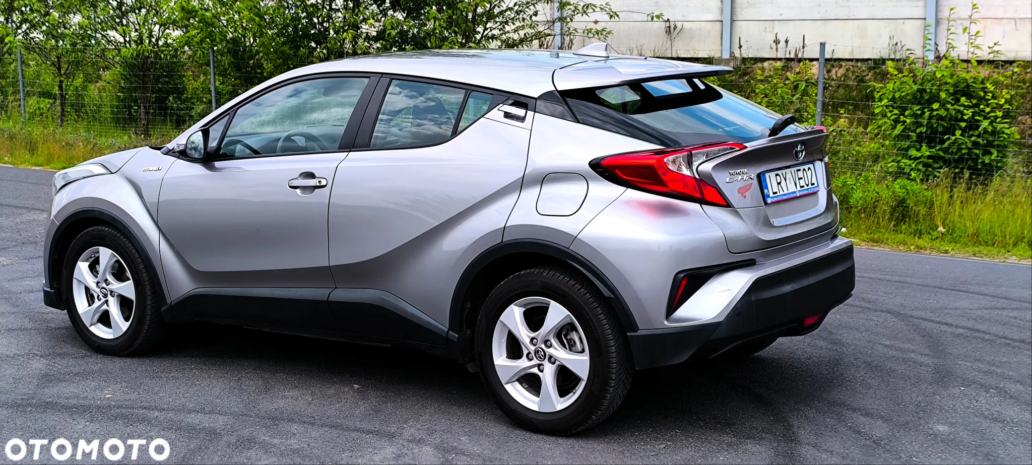 Toyota C-HR 1.8 Hybrid Business - 11