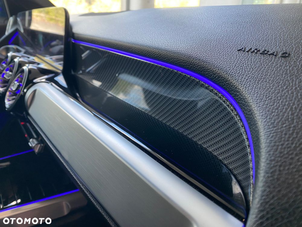 Mercedes-Benz GLB 200 AMG Line 7G-DCT - 25