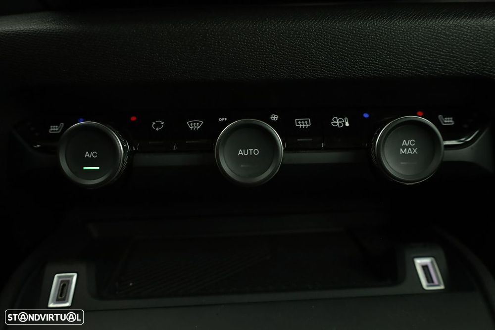 Citroën C4 1.2 PureTech Plus EAT8 - 11