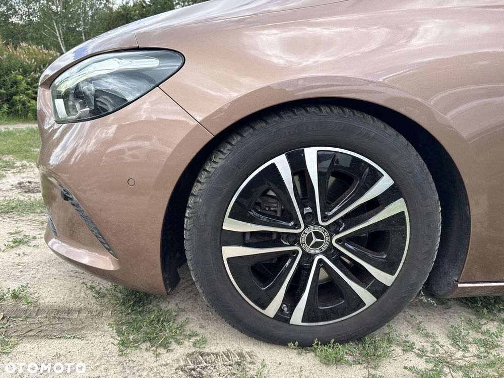 Mercedes-Benz Klasa B 220 4-Matic mHEV Progressive 8G-DCT - 17