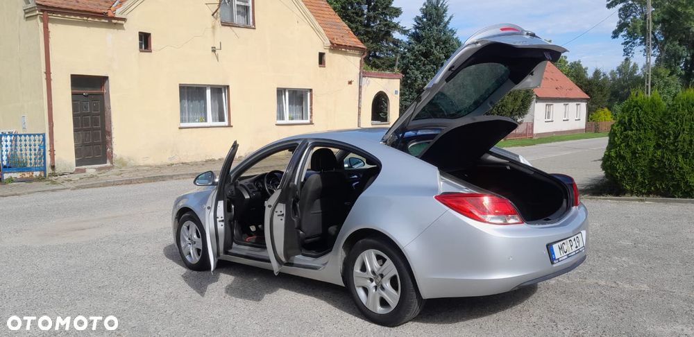 Opel Insignia - 15
