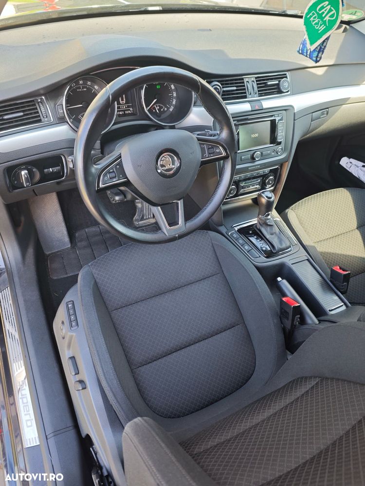 Skoda Superb 2.0 TDI DSG Exclusive - 5