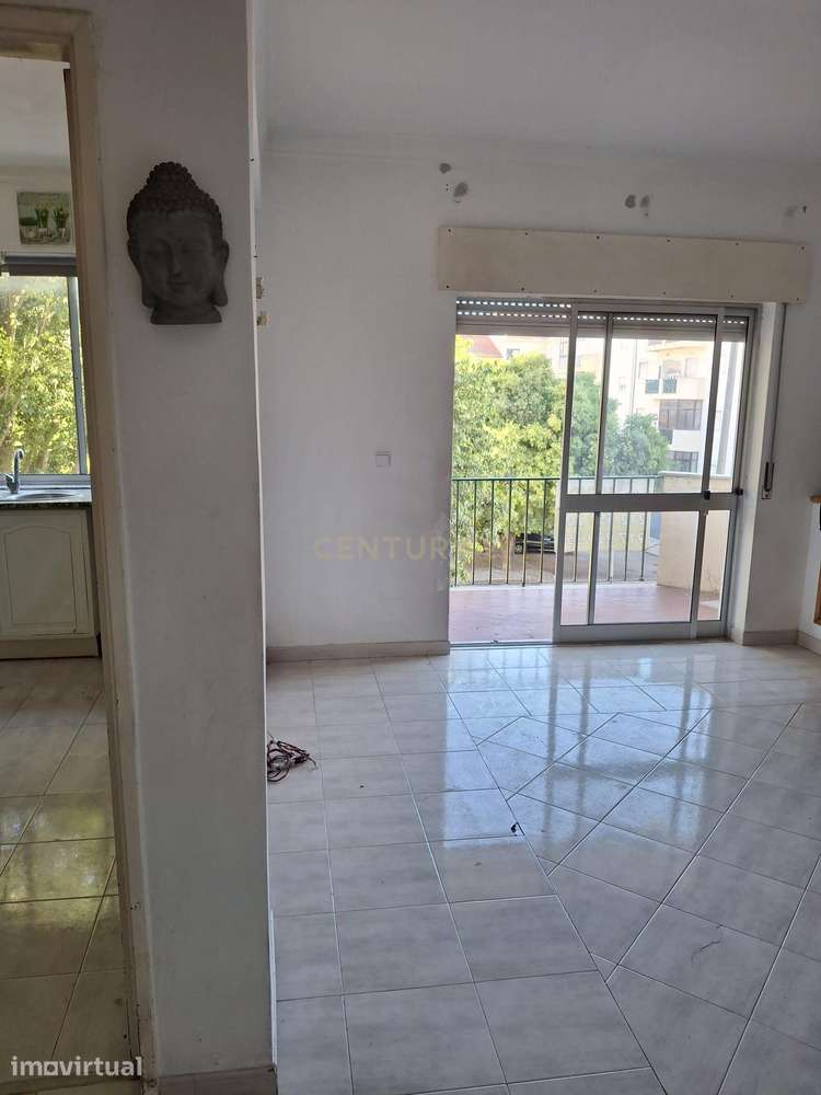 Apartamento T3 em Vale Flores a 5 minutos do Almada Fórum e 10 minutos - Grande imagem: 2/35