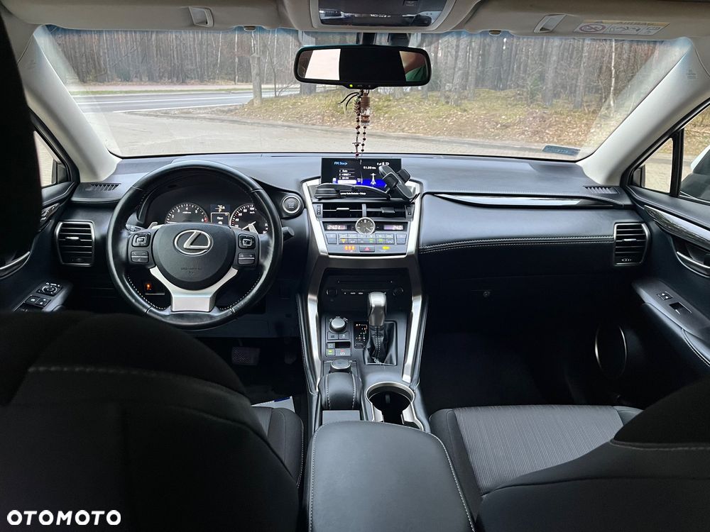 Lexus NX 200t Elegance 2WD - 11