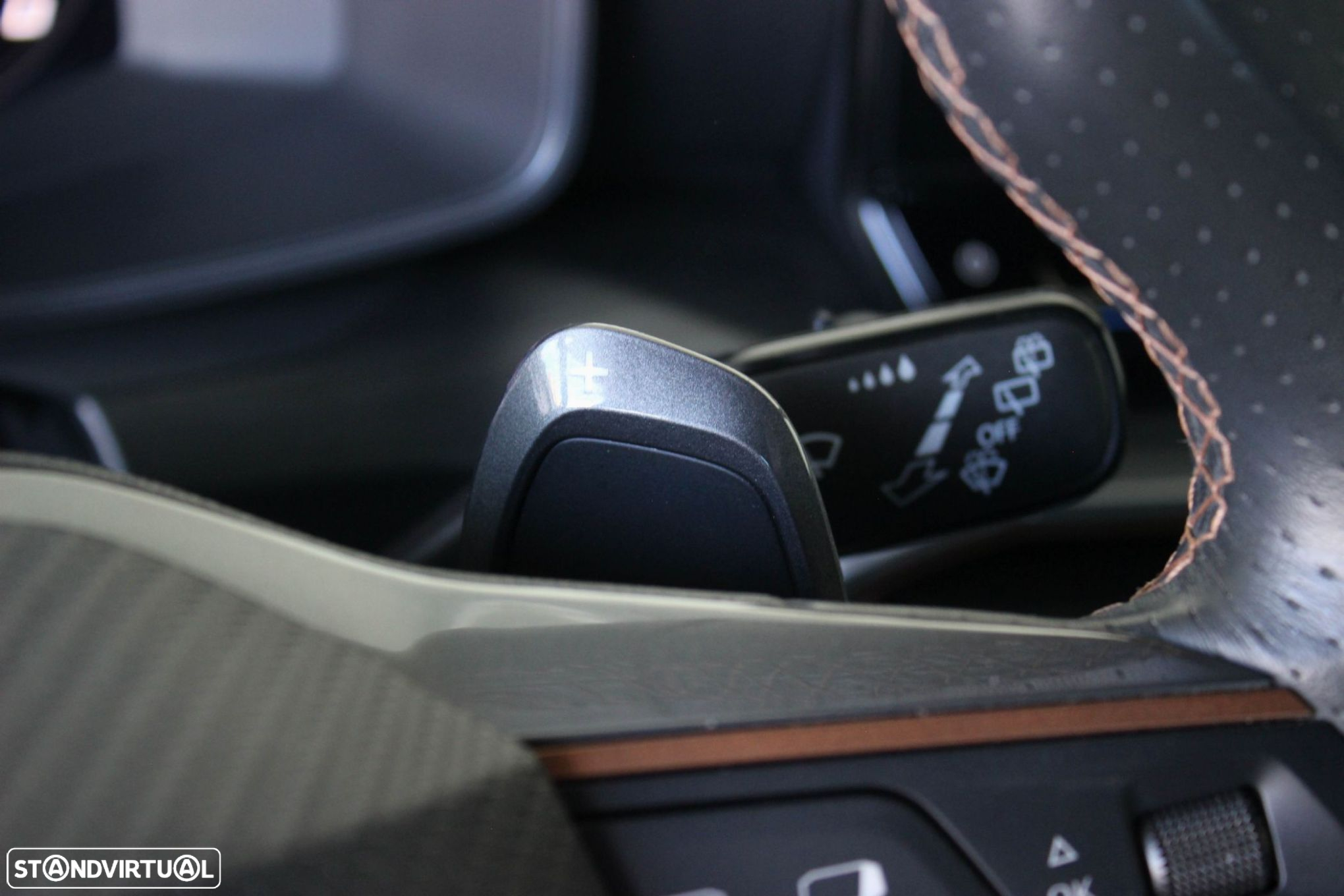 Cupra Leon 1.5 eTSI MID DSG - 15