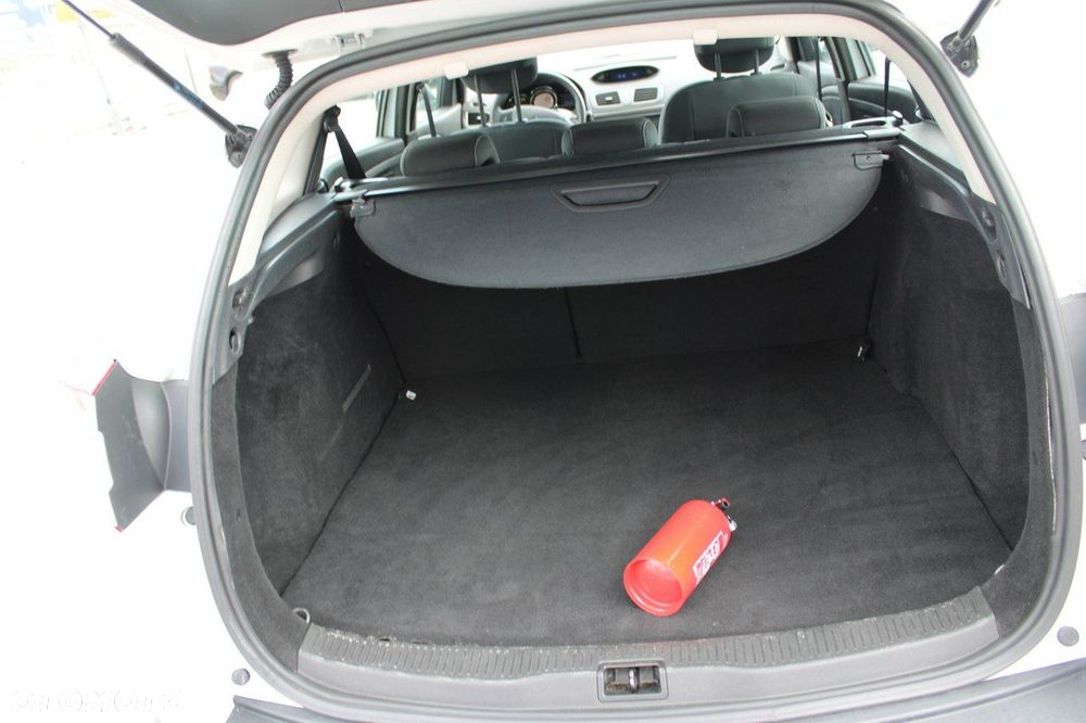 Renault Megane - 12