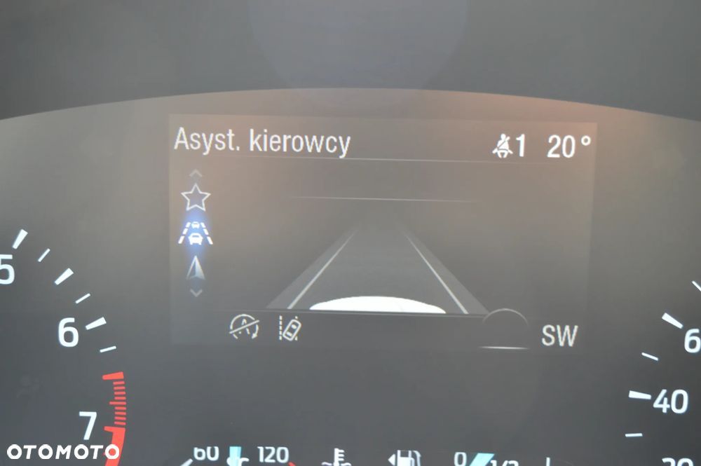 Ford Kuga 1.5 EcoBoost FWD Titanium - 24