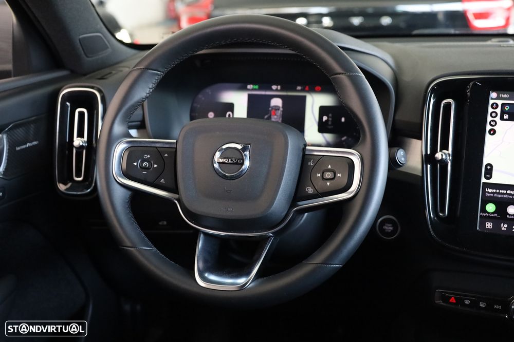 Volvo XC 40 2.0 B3 Plus Dark - 18