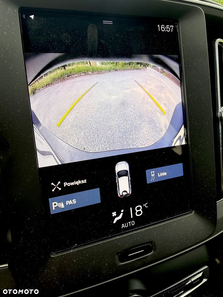 Volvo XC 40 T2 Essential - 12