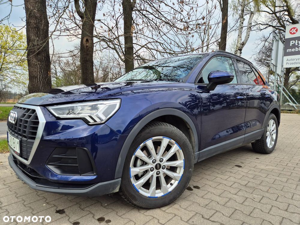 Audi Q3 35 TFSI S tronic - 1