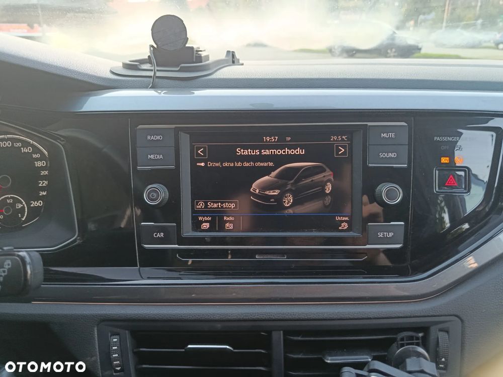Volkswagen Polo 1.6 TDI SCR UNITED - 21