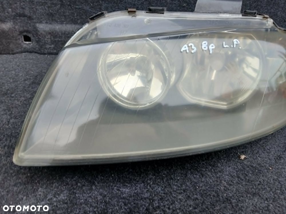 Audi A3 8P lampa przednia lewa - 2