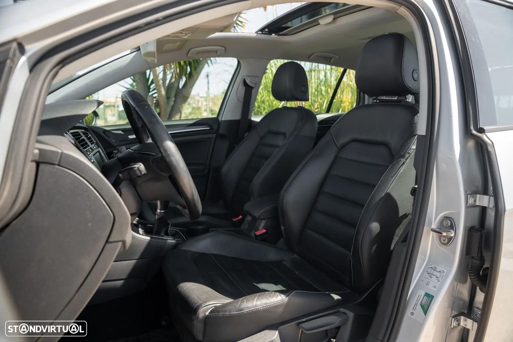 VW Golf 1.6 TDi Highline - 16