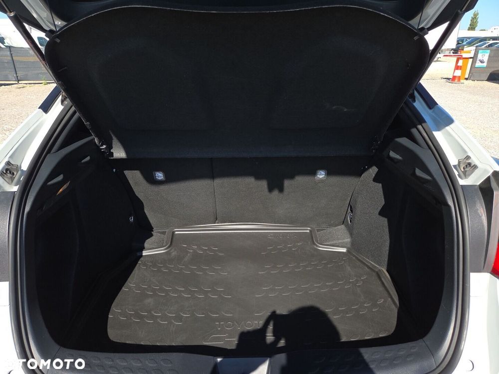 Toyota C-HR 1.8 Hybrid GPF GR Sport - 14
