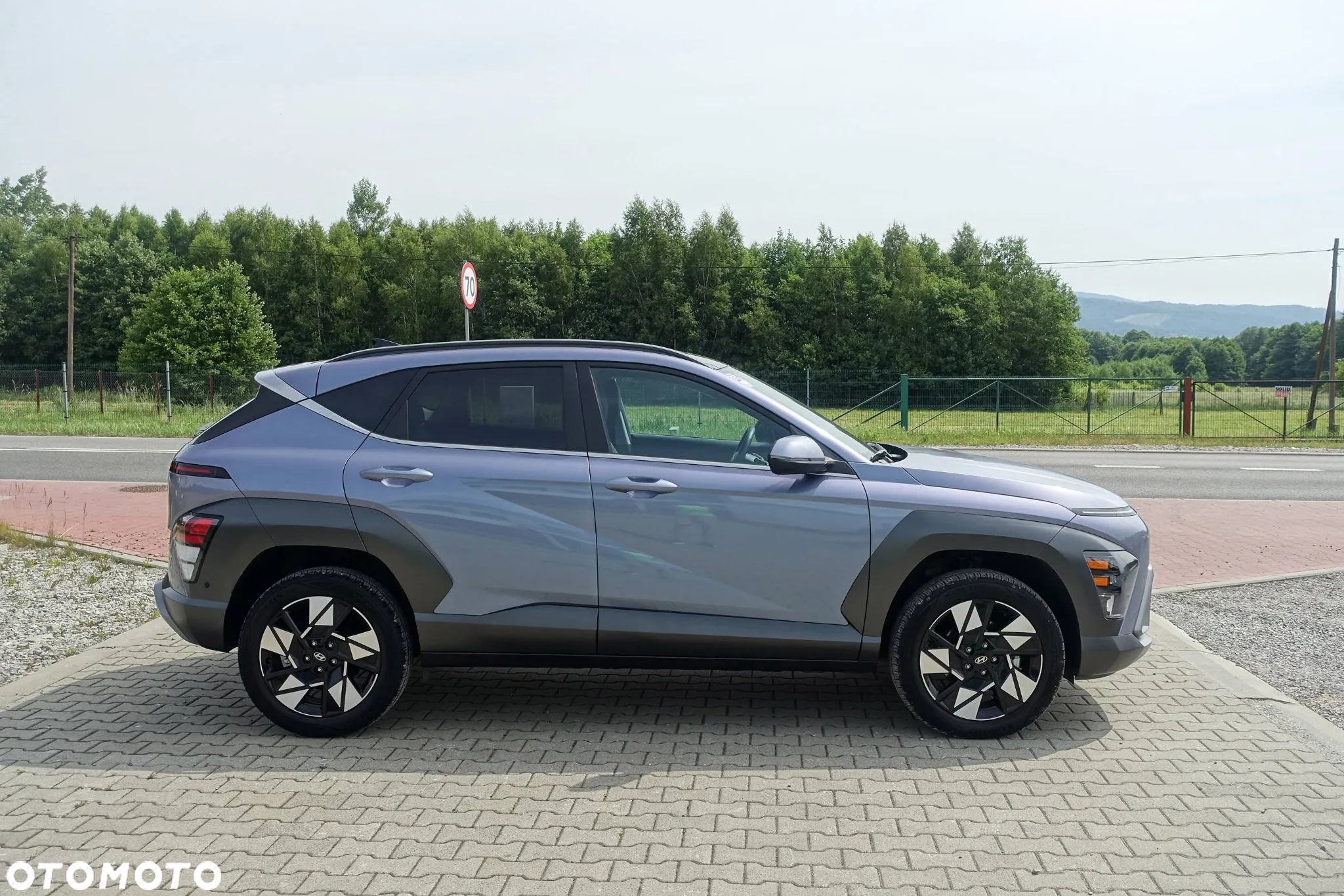 Hyundai Kona - 4