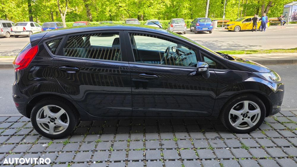 Ford Fiesta 1.4i Titanium - 7