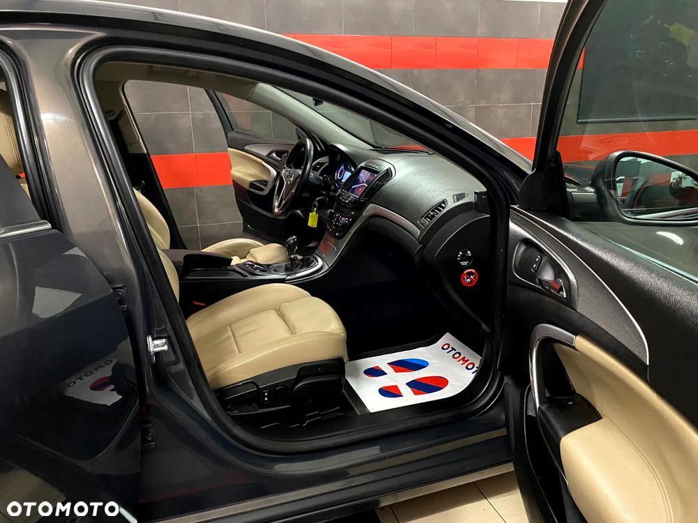 Opel Insignia 1.4 T Cosmo S&S - 22