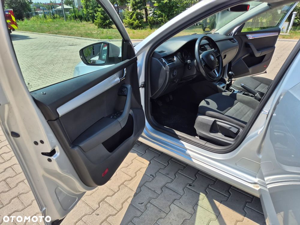 Skoda Octavia 2.0 TDI Style - 25
