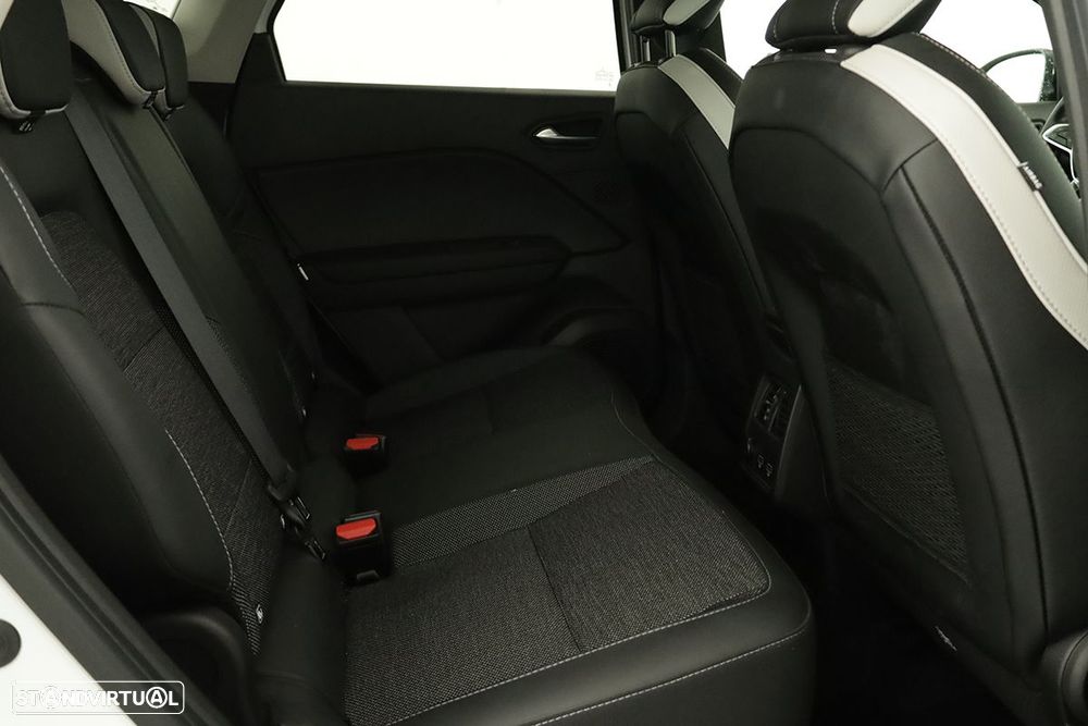 Renault Captur 1.0 TCe Techno Bi-Fuel - 23