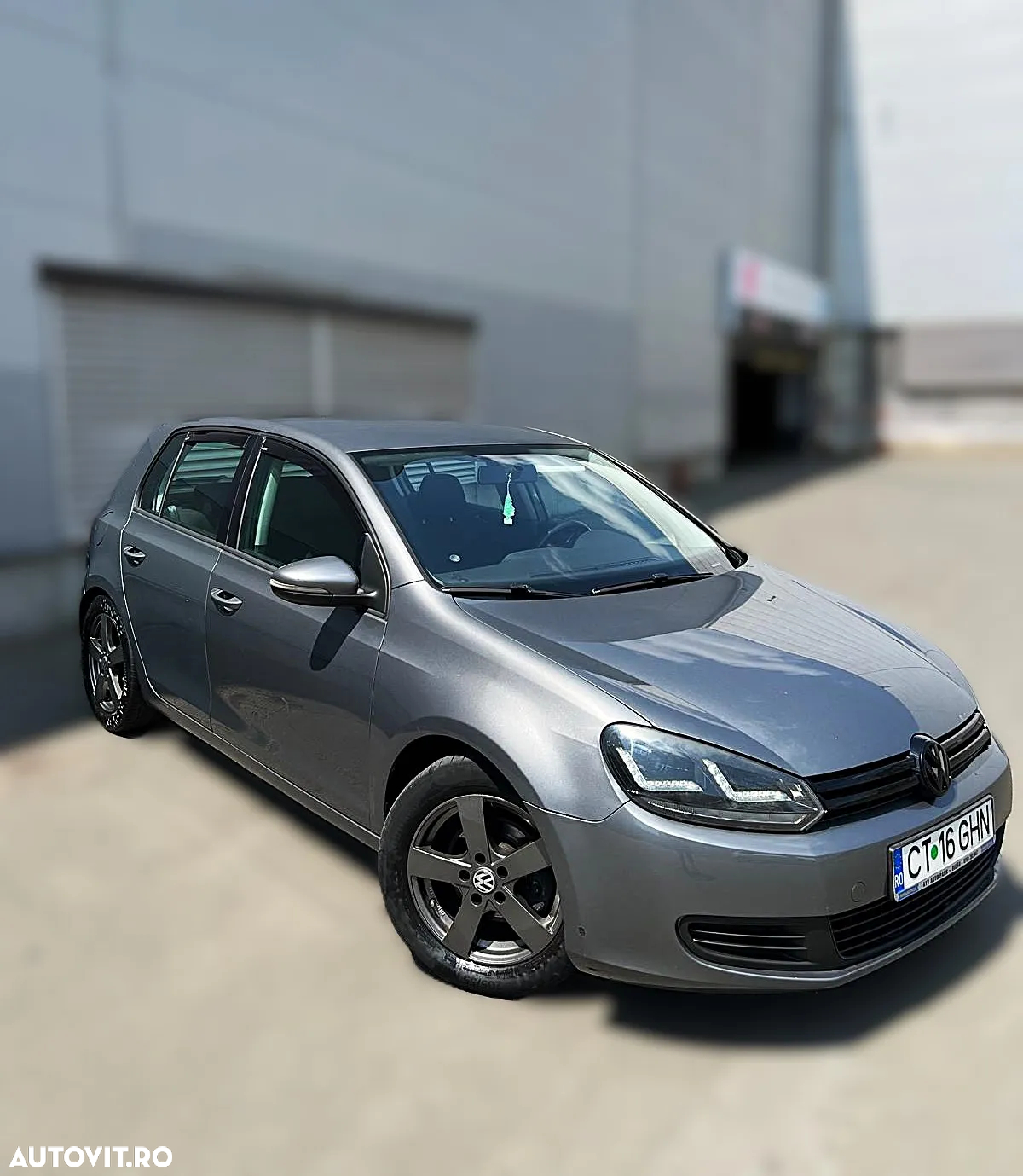 Volkswagen Golf 2.0 TDI Comfortline DSG - 2