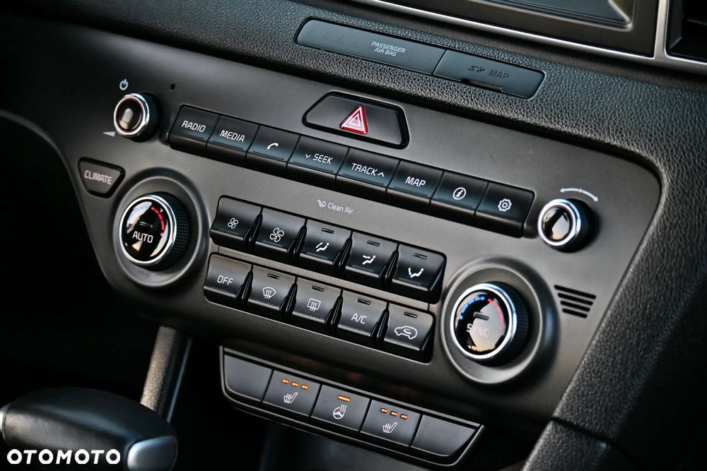 Kia Sportage 1.6 T-GDI Business Line 4WD DCT - 26