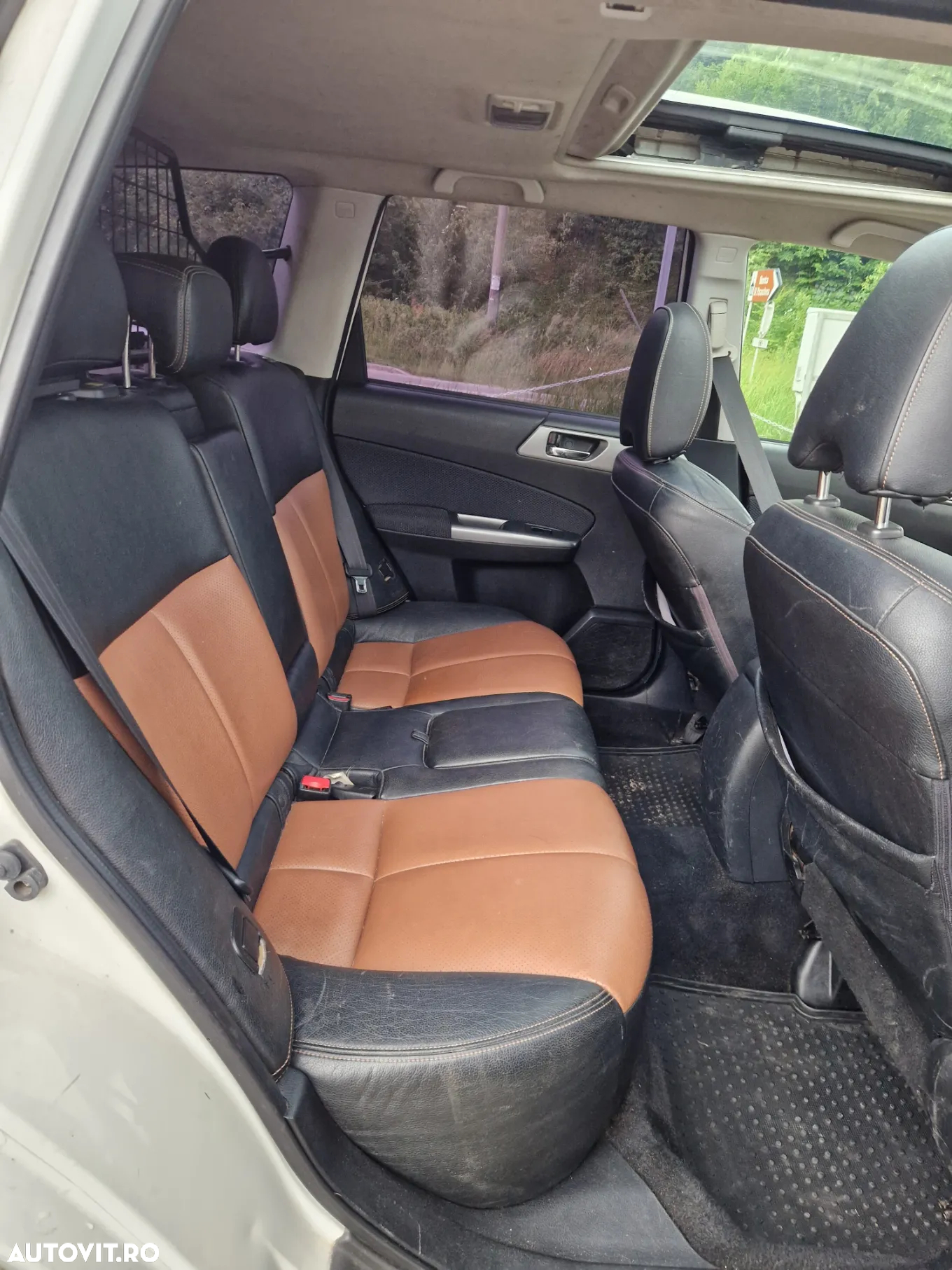Subaru Forester 2.0D Exclusive - 9