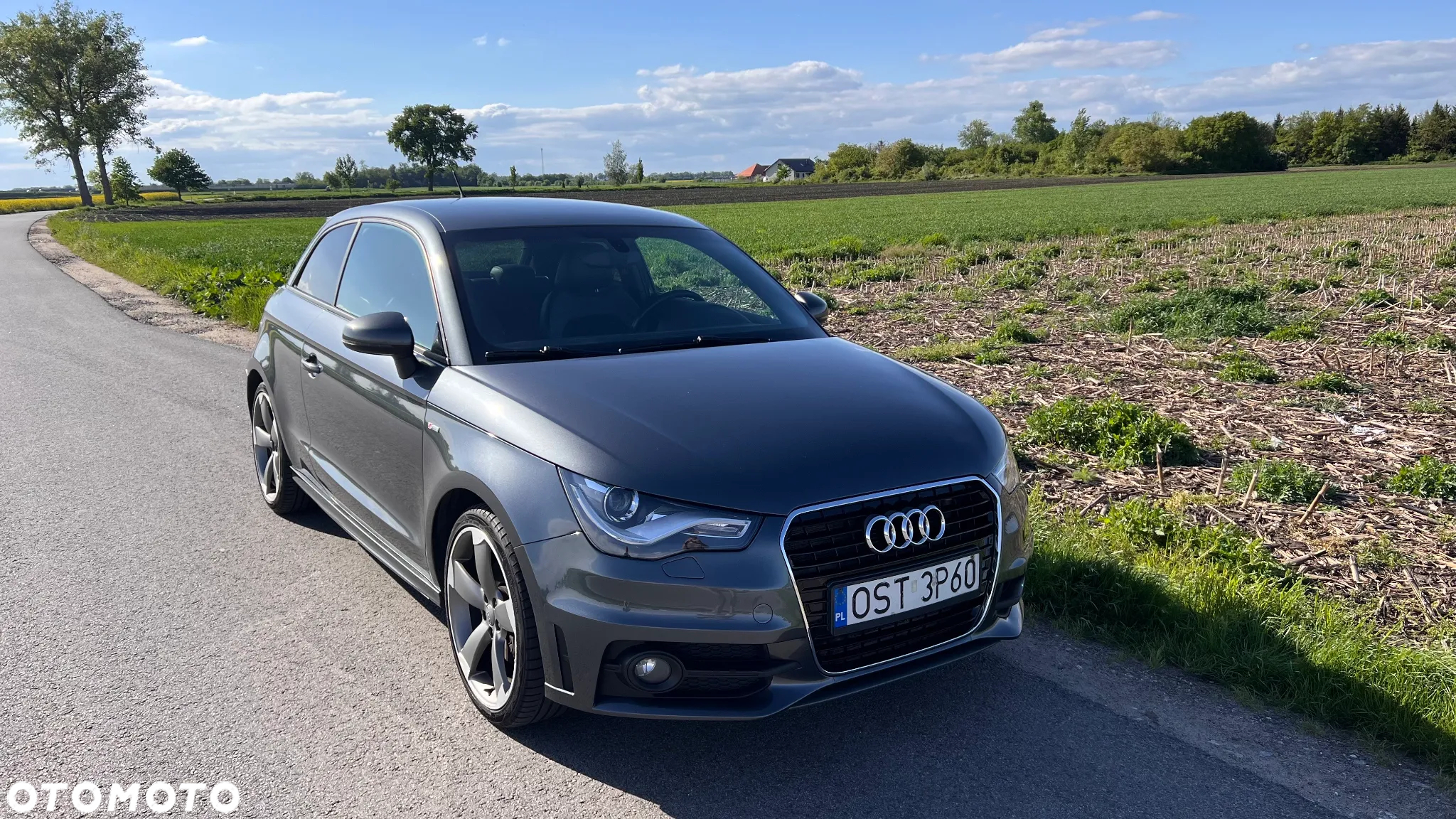 Audi A1 2.0 TDI S line Sportpaket - 3