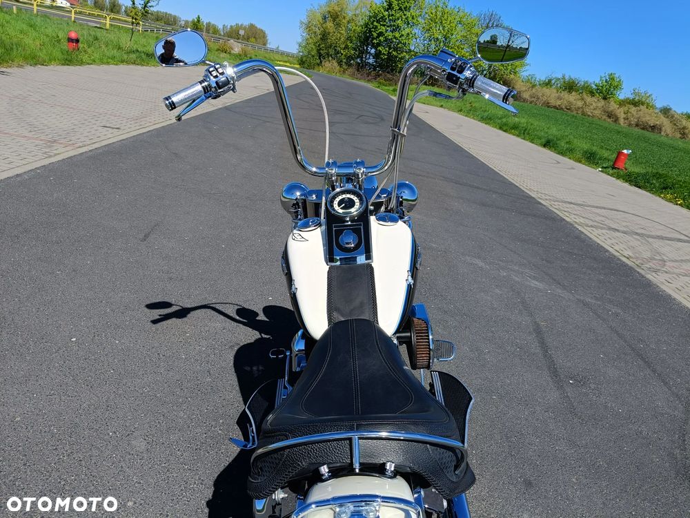 Harley-Davidson Softail Deluxe - 10