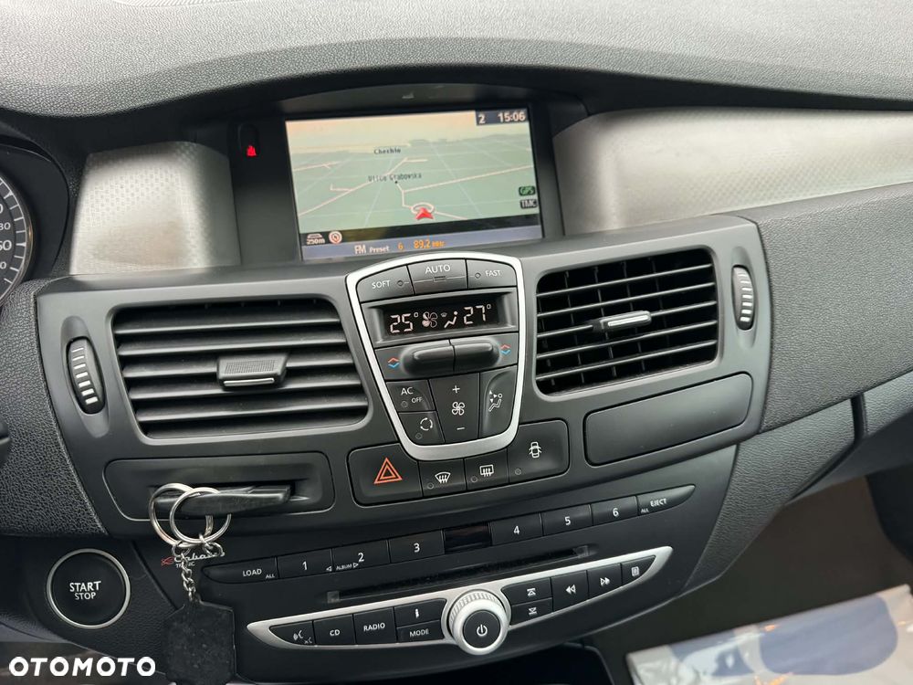 Renault Laguna 2.0 dCi Limited - 10