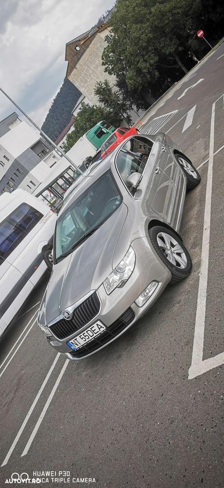 Skoda Superb 2.0 TDI Elegance - 2