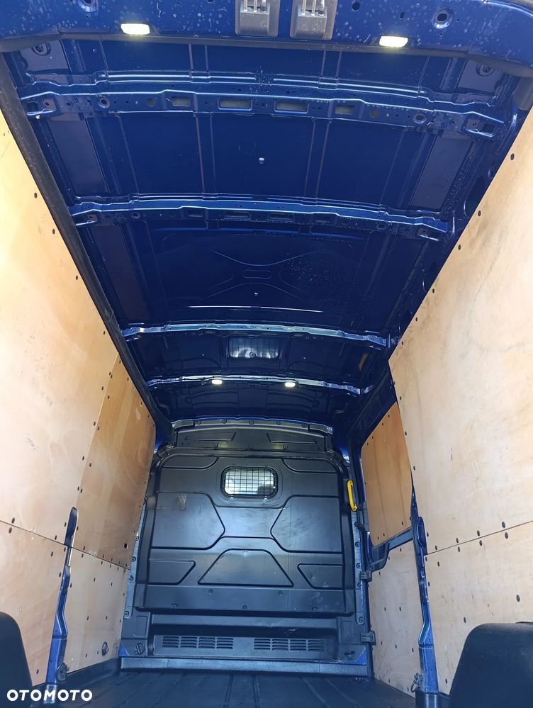 Ford Transit - 17