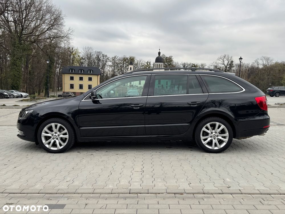 Skoda Superb 2.0 TDI Green tec 4x4 DSG Exclusive - 8
