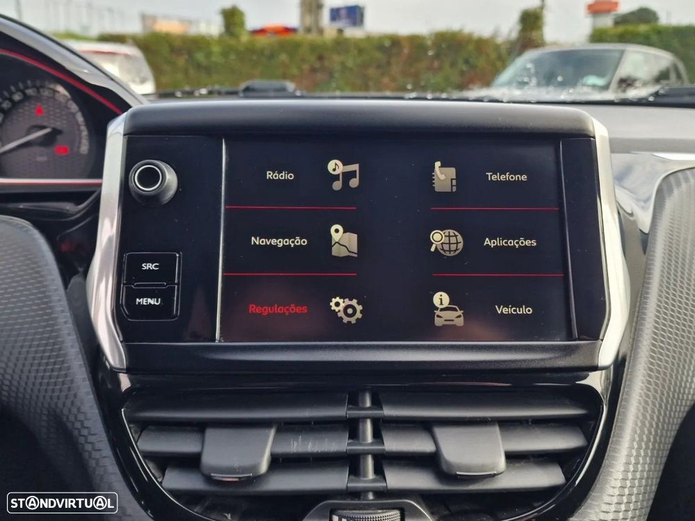 Peugeot 2008 1.2 PureTech GT Line - 21