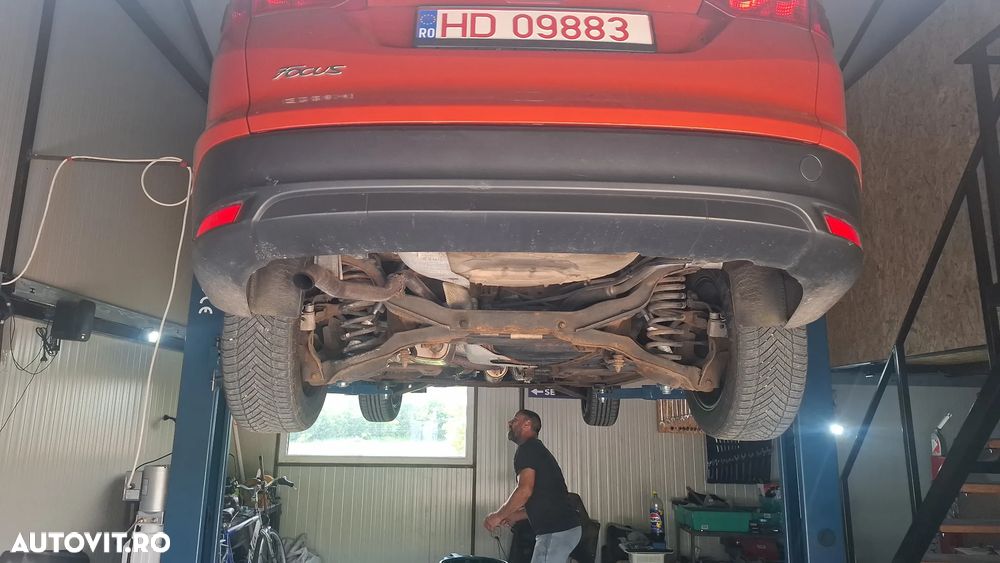 Ford Focus 1.6 16V Titanium - 7